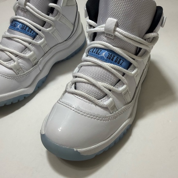 Nike Air Jordan 11 Retro “Legend Blue” Sneakers - Little Kids Size 13.5 - Picture 8 of 16